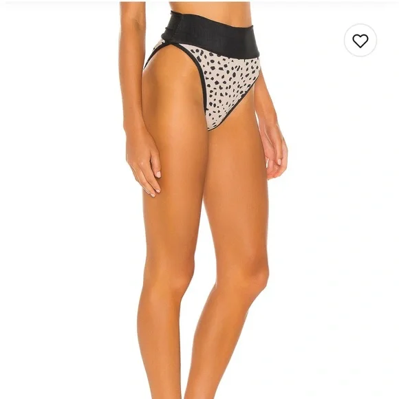 New Beach Riot Bikini - Picture 3 of 6